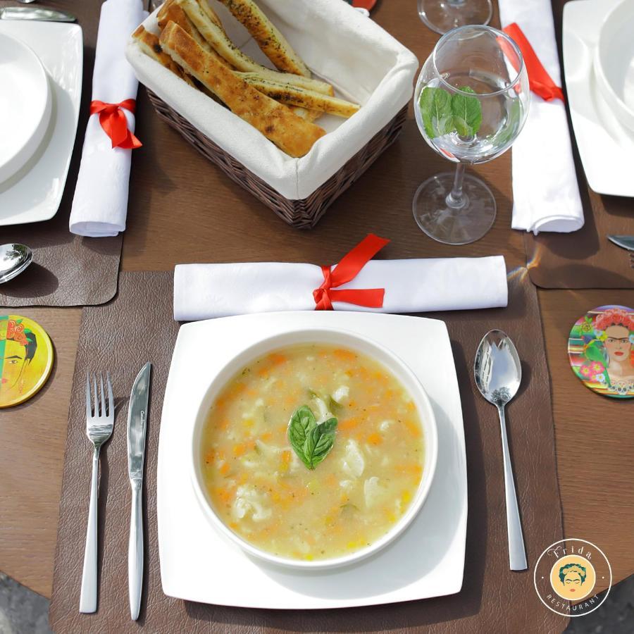 Hotel & Restaurant Frida Gjakova 외부 사진