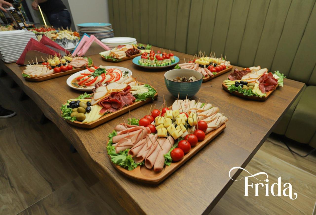 Hotel & Restaurant Frida Gjakova 외부 사진