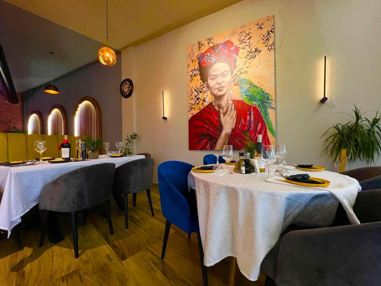 Hotel & Restaurant Frida Gjakova 외부 사진