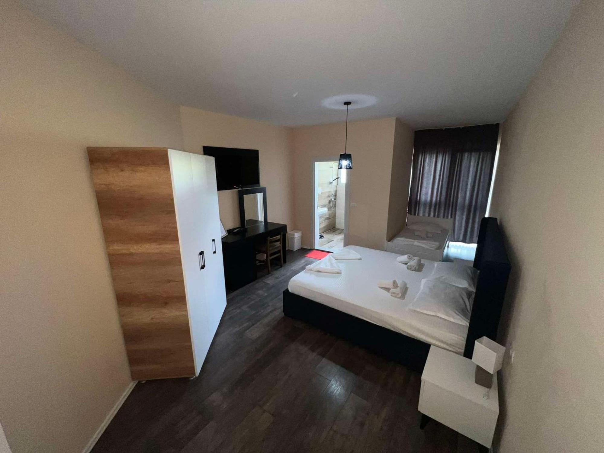 Hotel & Restaurant Frida Gjakova 외부 사진